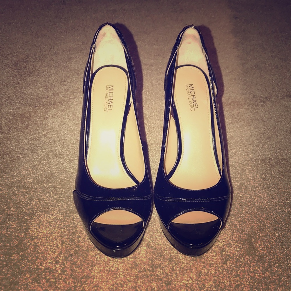 Women’s Michael Kors size 6